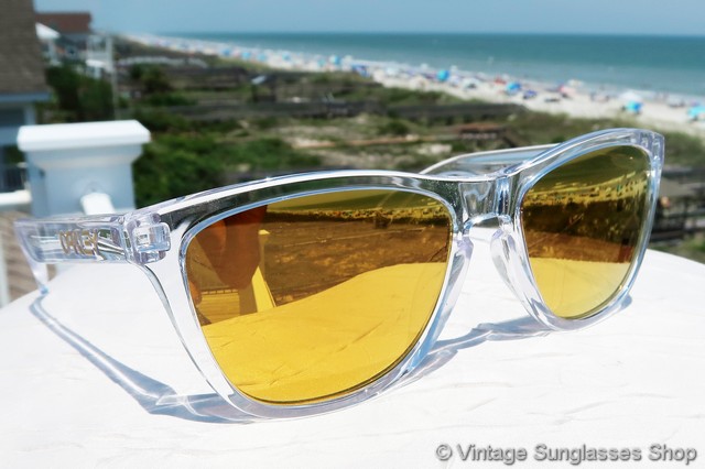 Oakley 24k gold iridium top